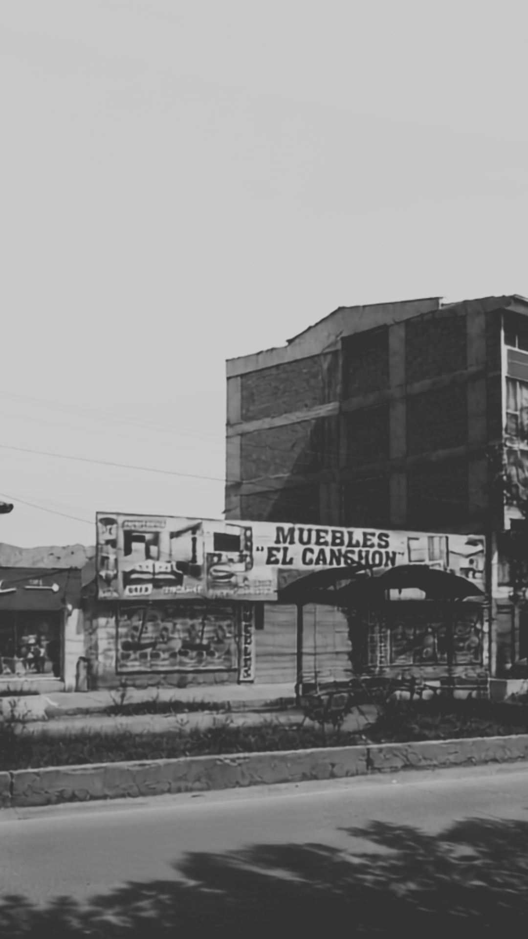 Fachada El Qanchón desde Av. Cusco